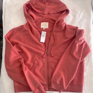American Eagle boxy crop hoodie